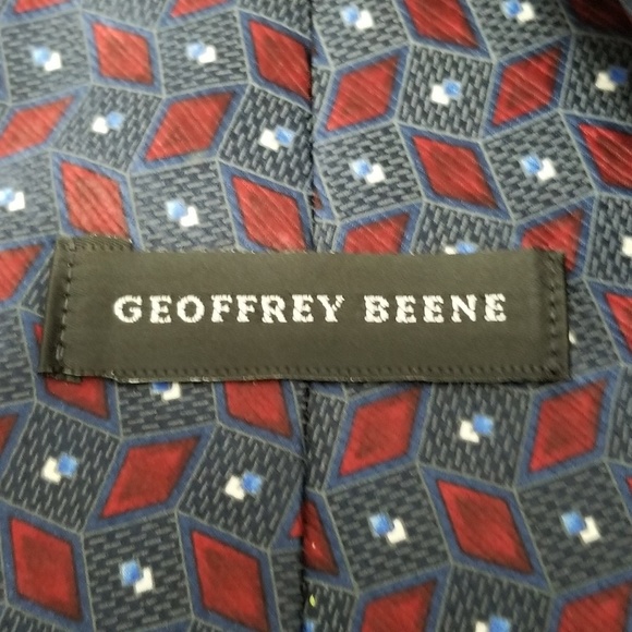 Geoffrey Beene Silk Tie Geometric Blue Red - Picture 6 of 7
